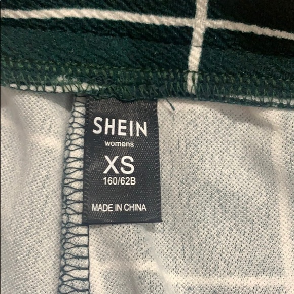 slant pocket grid shorts - Picture 4 of 4